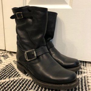 Frye Veronica Short Boot
